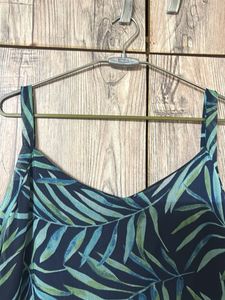 Flowy Tropical Print Maxi Dress