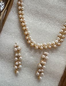 Pearl Choker &amp; Earrings (Set)