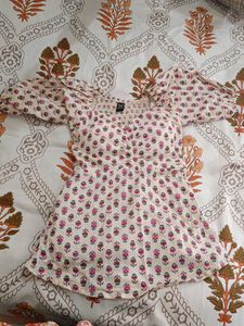 Floral Print Puff Sleeve Top