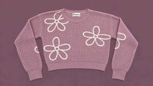 DUSTY PINK FLORAL KNIT SWEATER