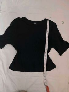 Black Short Sleeve Top
