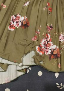 Green Floral Off-Shoulder Pleated Dress