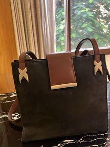 Spacious, stylish & elegant bag