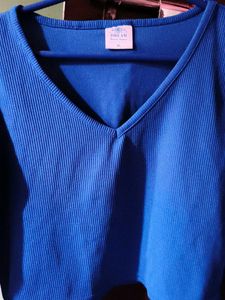 Blue V-Neck Ribbed Cropped Top