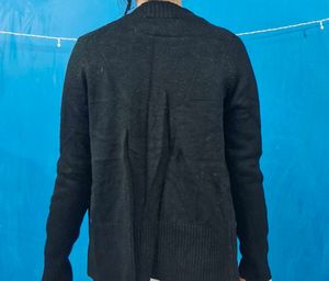 Chic Navy Knit Cardigan with Eiffel Tower Top