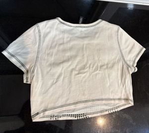 H&amp;M Women's Graphic Crop Top