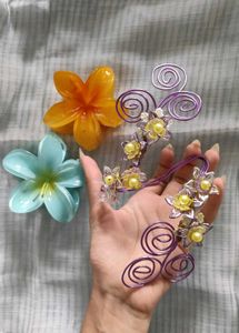 Rapunzel arm cuff 💜💛