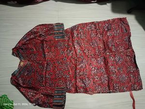 Chic Red Floral Kurti