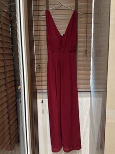Elegant Deep V-Neck Maxi Dress