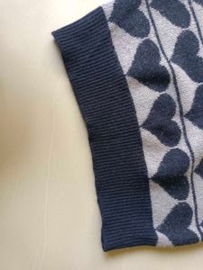 Cute Heart Pattern Knit Vest