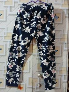 Floral Print Velvet Leggings