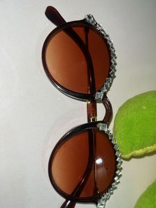 Sparkling Embellished Round Sunglasses