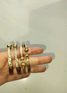 Red &amp; Gold Elephant Bangle Set