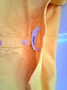 Ribbed Button-Up Crop Top