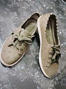 🎀 Cute Cutout Lace-Up Flats 🥳