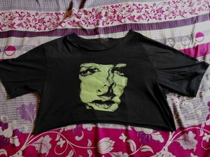 Graphic Crop Top