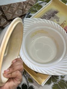 Dinnerware Set