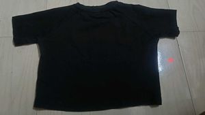 slim fit crop top