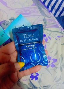 OLIVIA DE-TAN BLEACH MINI PACKAGE