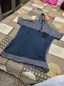 Hooded T-shirt &amp; 3)4 short Pants Set