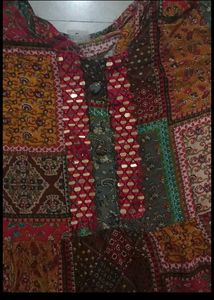 Tiered Patchwork Maxi Kurta with erring Maan tika