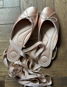 Lace Up Ballet Flats With Bow