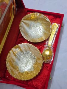 Decorative Serving Bowls with Spoons