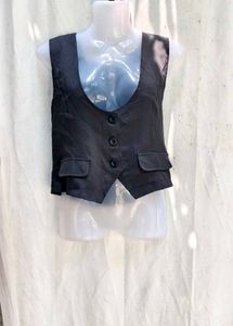 74209. Chic Black Sleeveless Vest