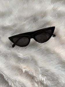 Chic Cat-Eye Sunglasses