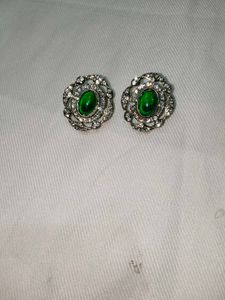 Earning set of 2