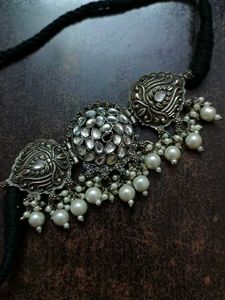 Elegant Silver Tone Choker