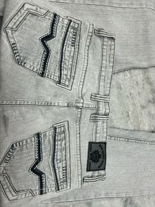 Stylish Light Grey Denim Jeans