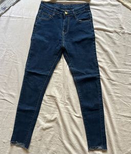 Stylish Crop Top &amp; Jeans Set