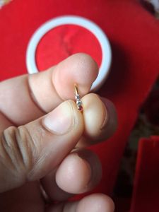 Sparkling Gold Nose Pin with Stones
