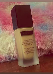 Yves Saint Laurent All Hours Foundation