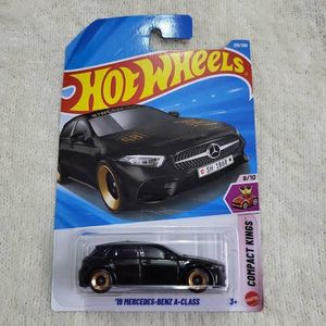 Hot Wheels ’19 Mercedes-Benz A-Class