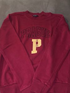 Maroon "Prague" Graphic Sweatshirt