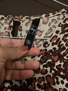 Chic Leopard Print Mini Dress