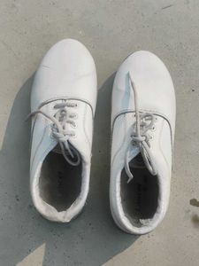 White Lancer School Shoes Size 5