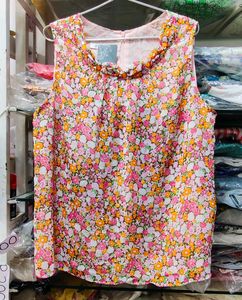Floral Print Sleeveless Blouse