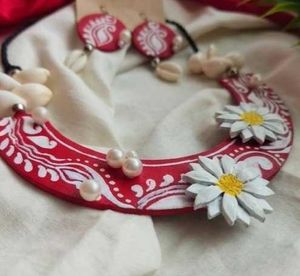 Boho Red &amp; White Floral Necklace &amp; Earring Set