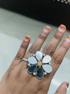 Unique Mirror Flower Ring