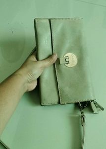 SLING BAG ✅ CUTE