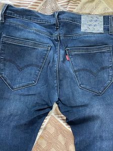 Levis Men's Dark Wash Jeans