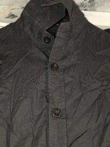 Men's Black Button-Up Shirt