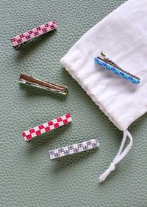 Beaded hair clips set