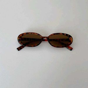 Oval Tortoiseshell Sunglasses