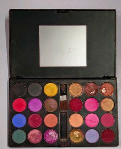 ADS-PRO Eyeshadow Palette 24 Shades