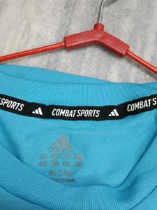 Adidas T-Shirt