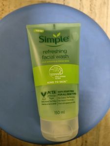 Simple Refreshing Face Wash